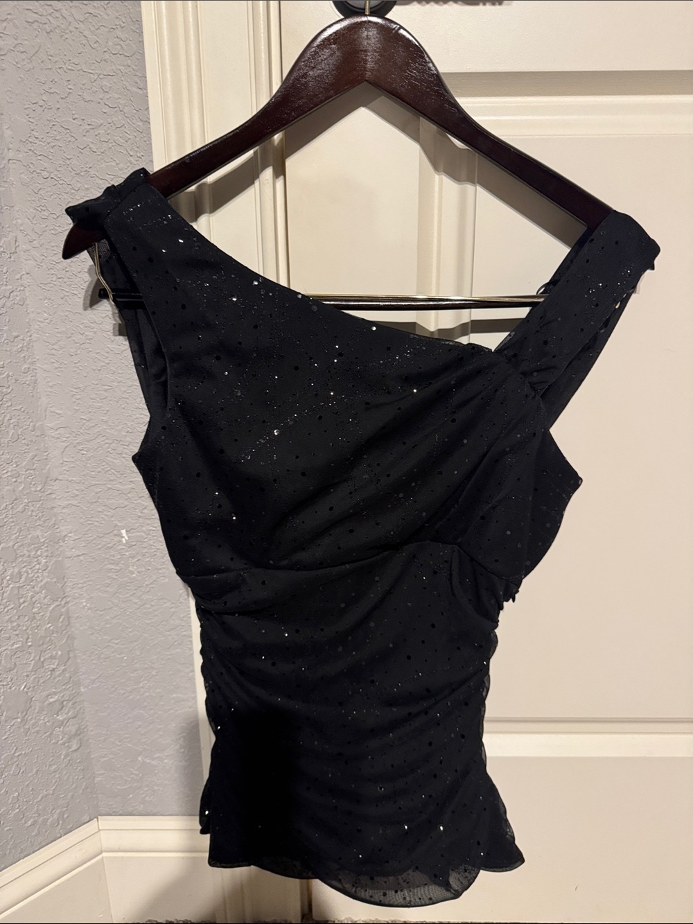 Sparkling Black One-Shoulder Evening Dress